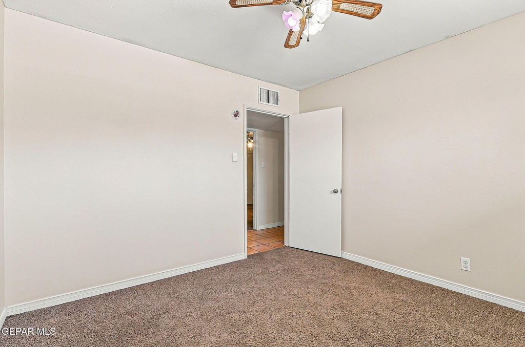 4233 Hampshire Lane - Photo 31
