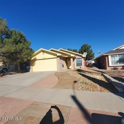 12537 Robert David Drive - Photo 0