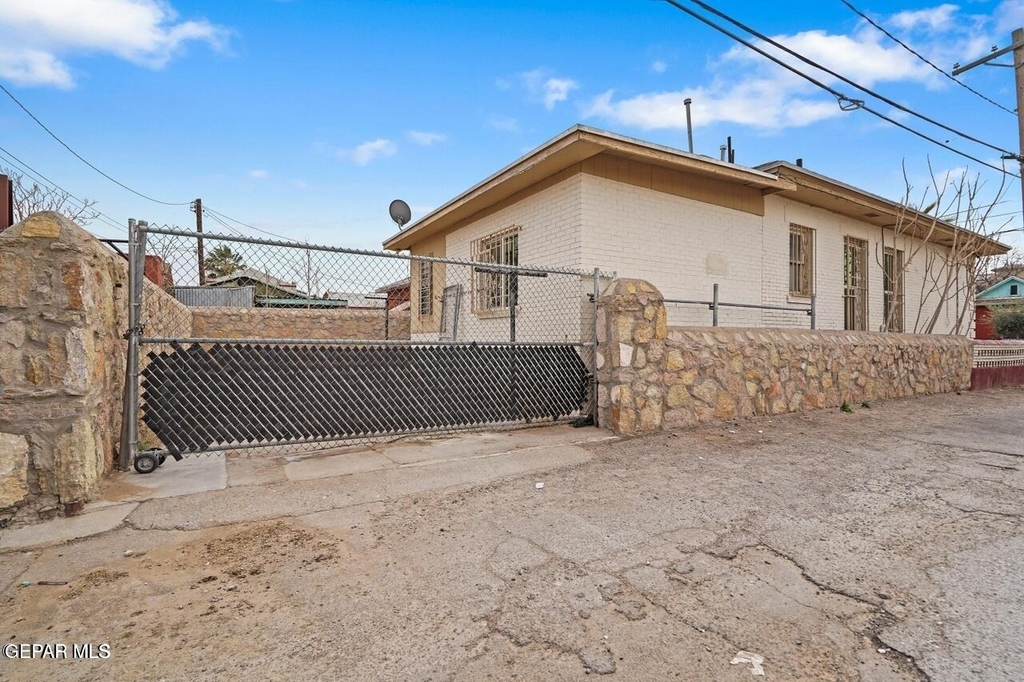 146 Brown Street - Photo 8