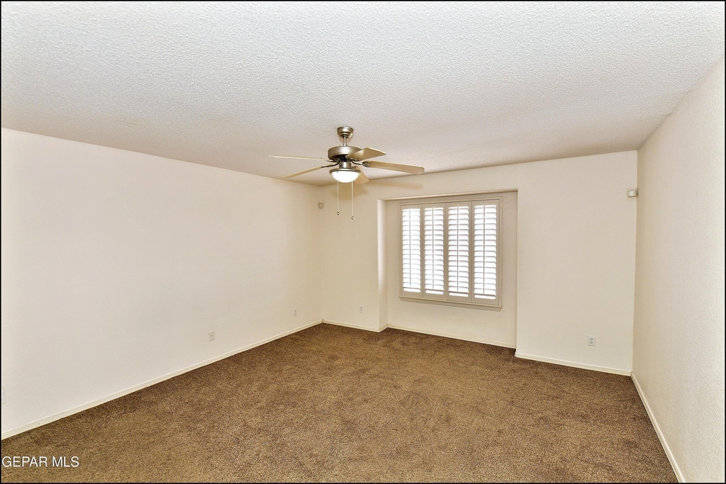 6372 Franklin Ridge Drive - Photo 18