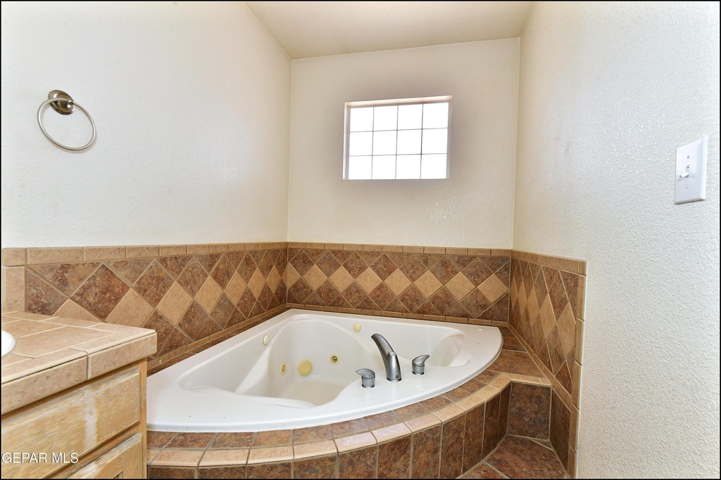 6372 Franklin Ridge Drive - Photo 23