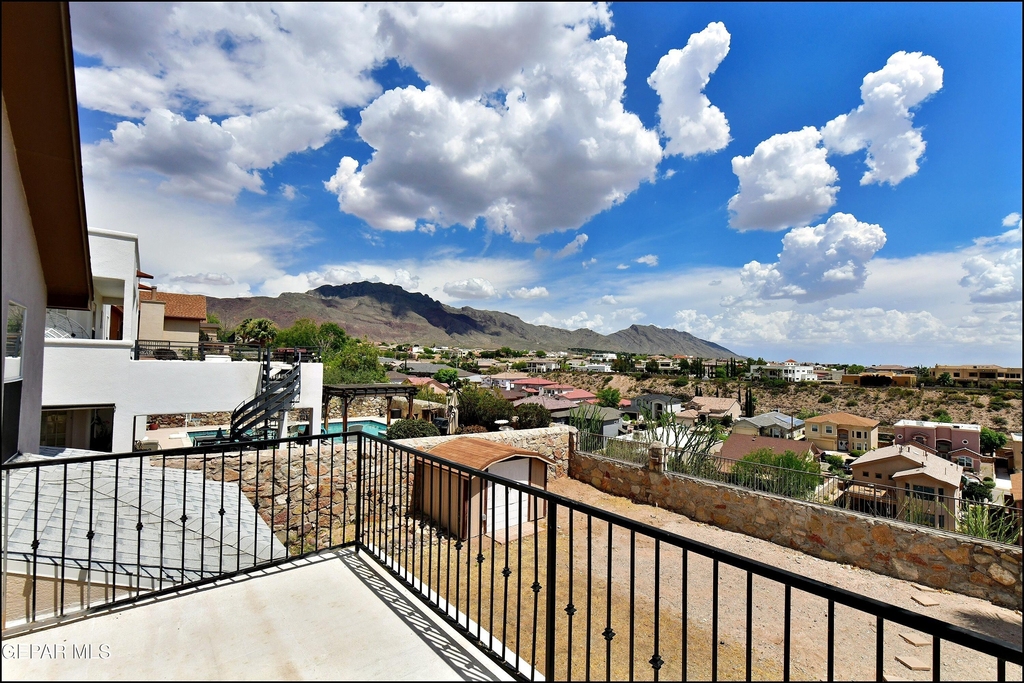 6372 Franklin Ridge Drive - Photo 37