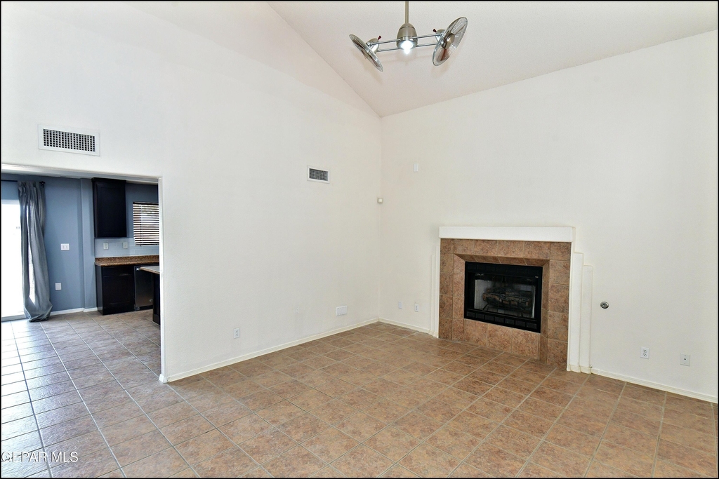 6372 Franklin Ridge Drive - Photo 6