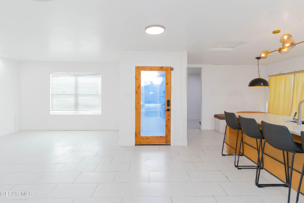 716 Nazareno Street - Photo 1