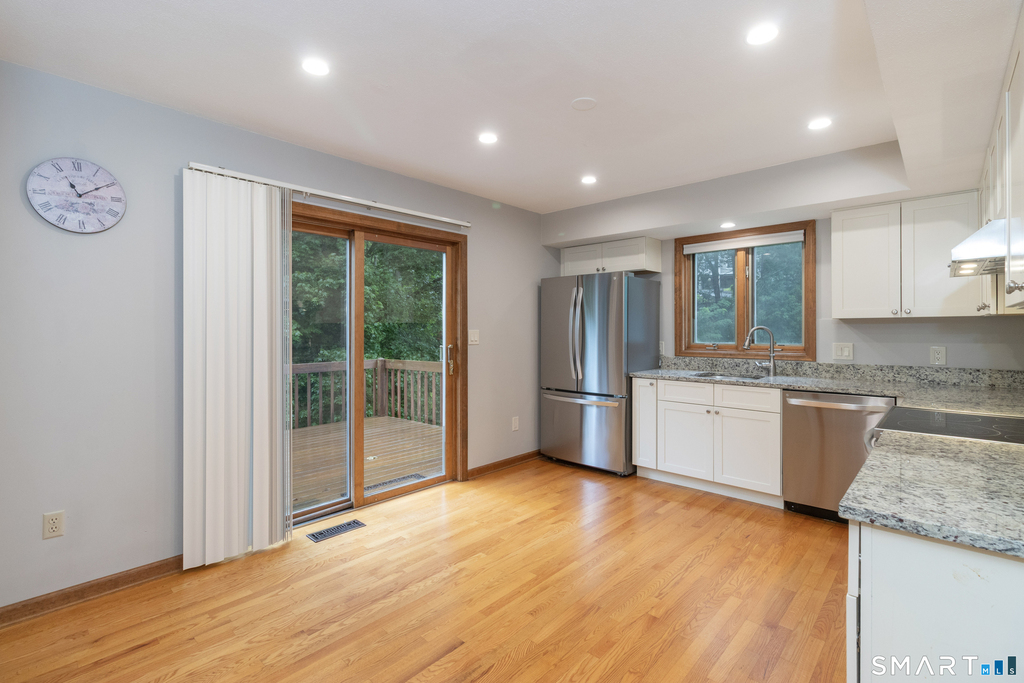 10 Clancy Road - Photo 4