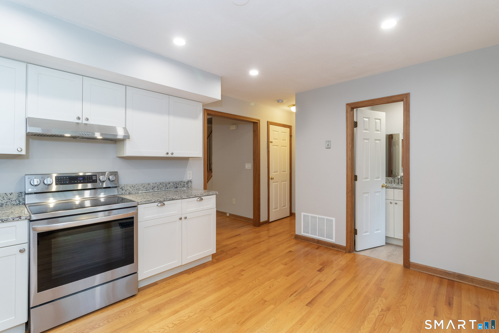 10 Clancy Road - Photo 5