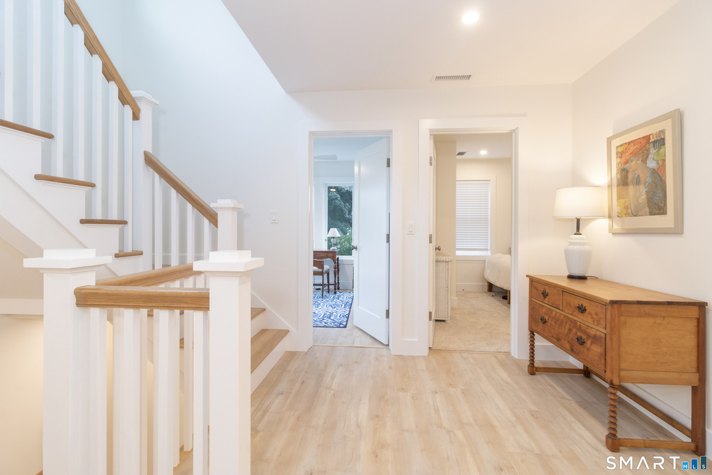 77 Reeves Avenue - Photo 28