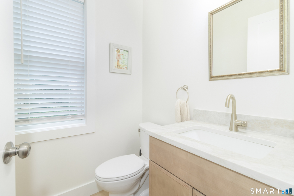 77 Reeves Avenue - Photo 21