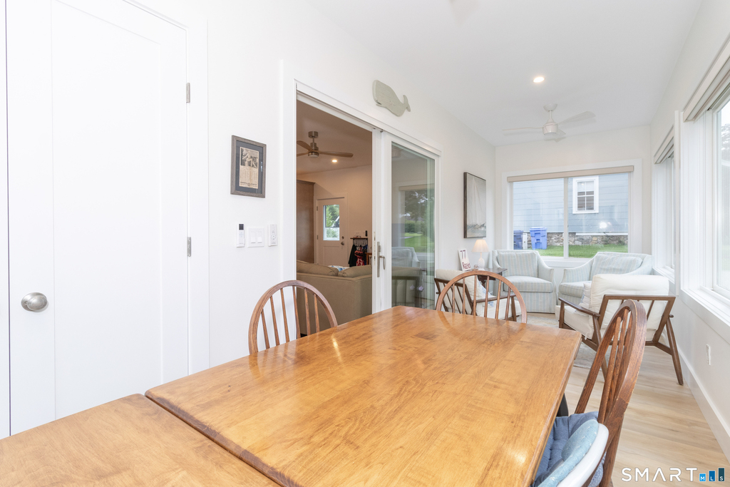 77 Reeves Avenue - Photo 15