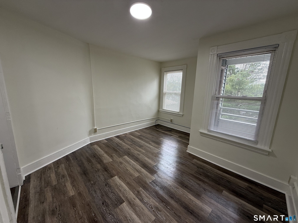33 Star Street - Photo 7