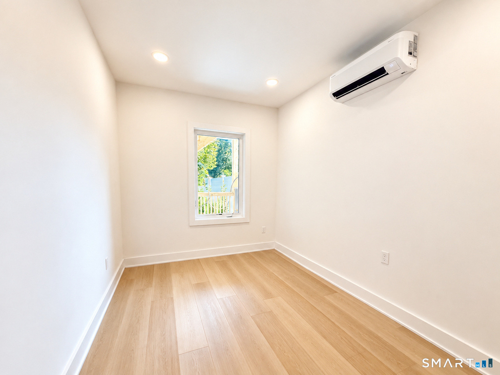 77 Ely Avenue - Photo 6