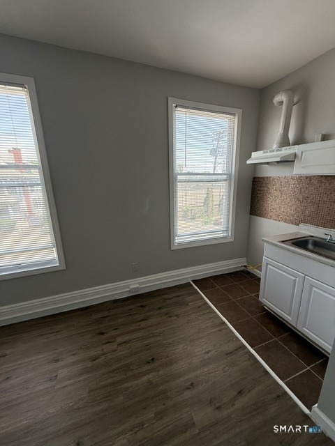 1071 Iranistan Avenue - Photo 5