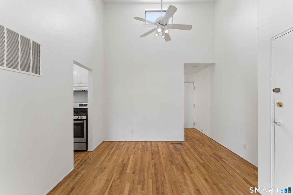 82 Olcott Way - Photo 3