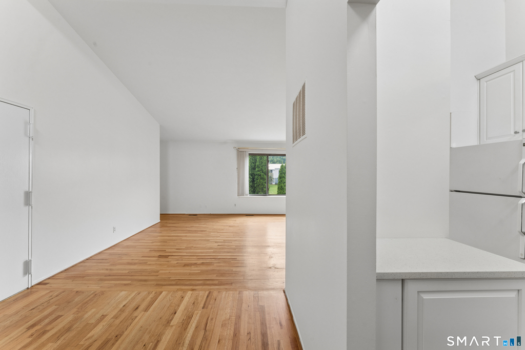 82 Olcott Way - Photo 10