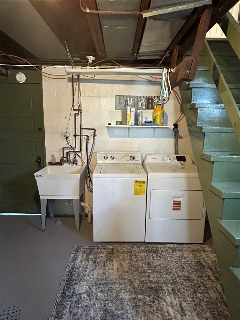 1061 Park Ave - Photo 24