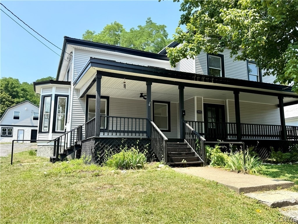 4921 N Jefferson Street - Photo 0