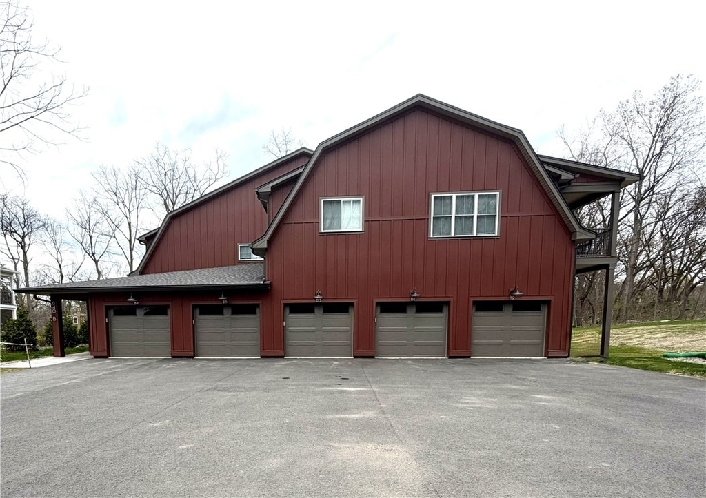 640 Jefferson Avenue - Photo 0