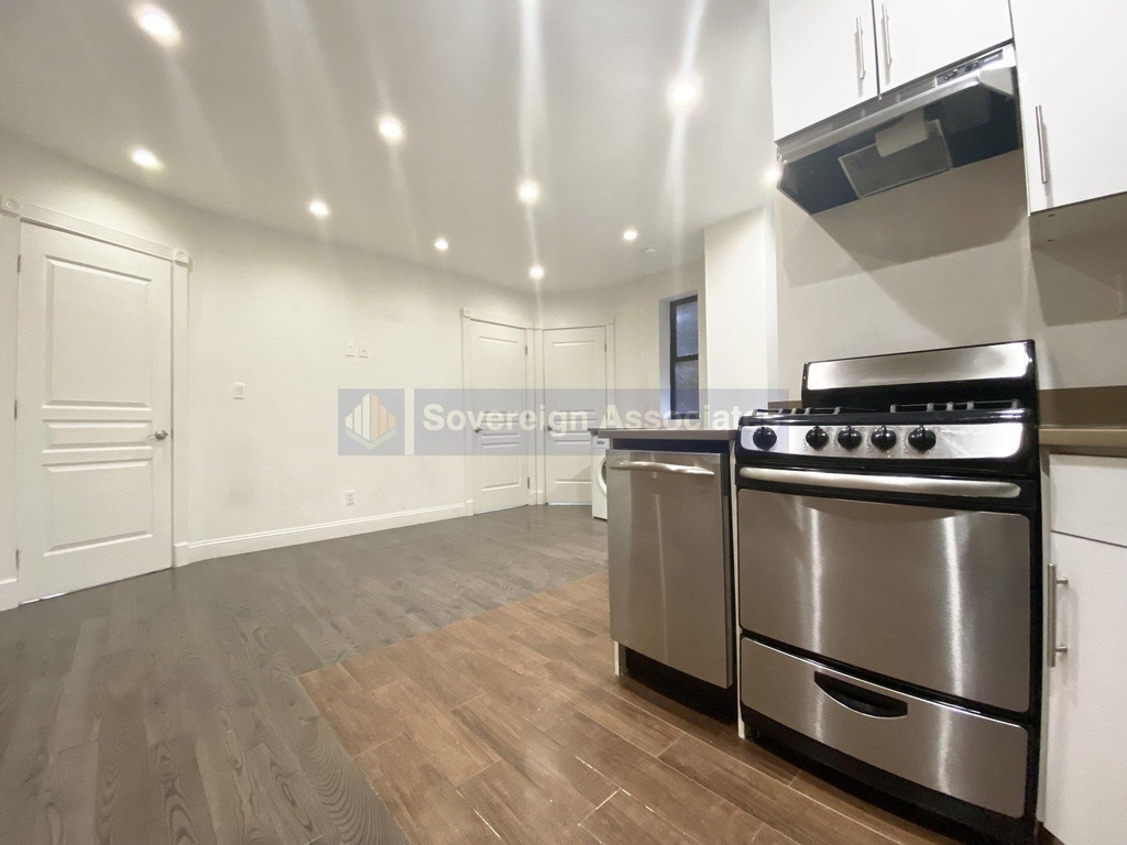 3620 Broadway - Photo 0