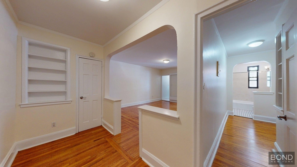 East 24th Street - Photo 3