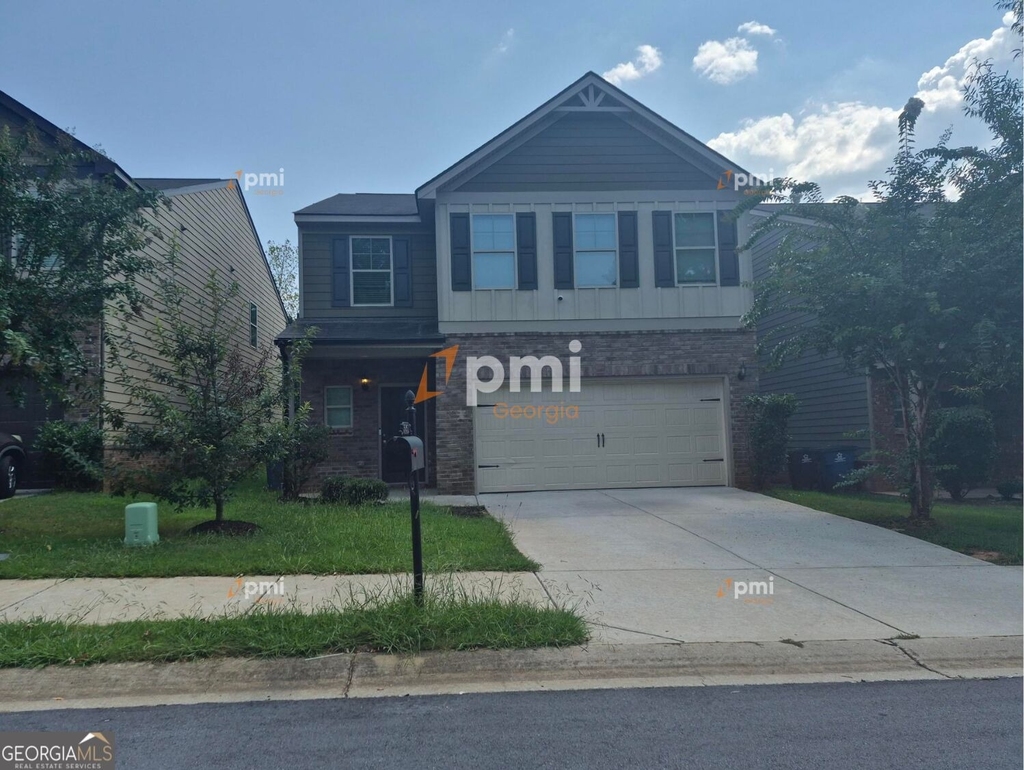 5051 Pioneer Parkway - Photo 0