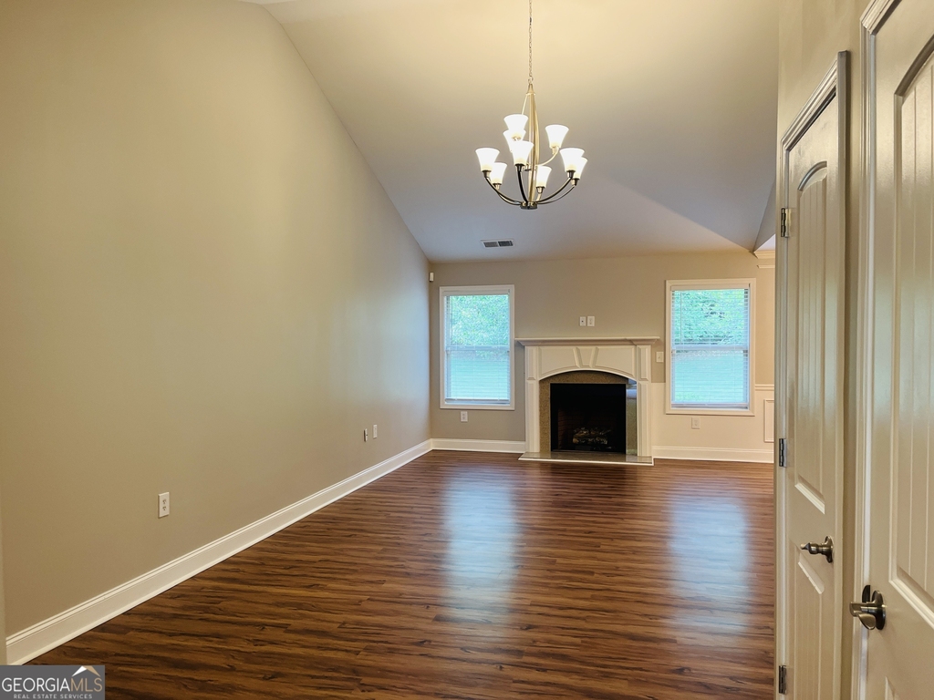 5750 Crest Hill Drive - Photo 3