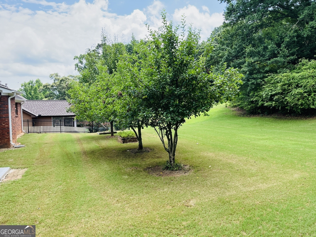 5750 Crest Hill Drive - Photo 32