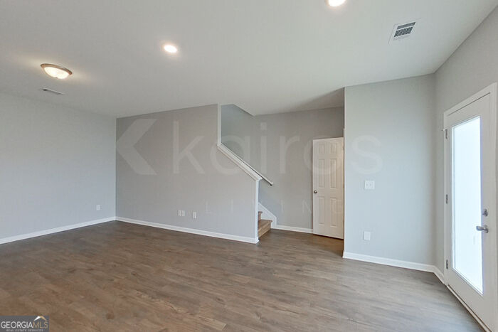 206 Long Island Drive Sw - Photo 1