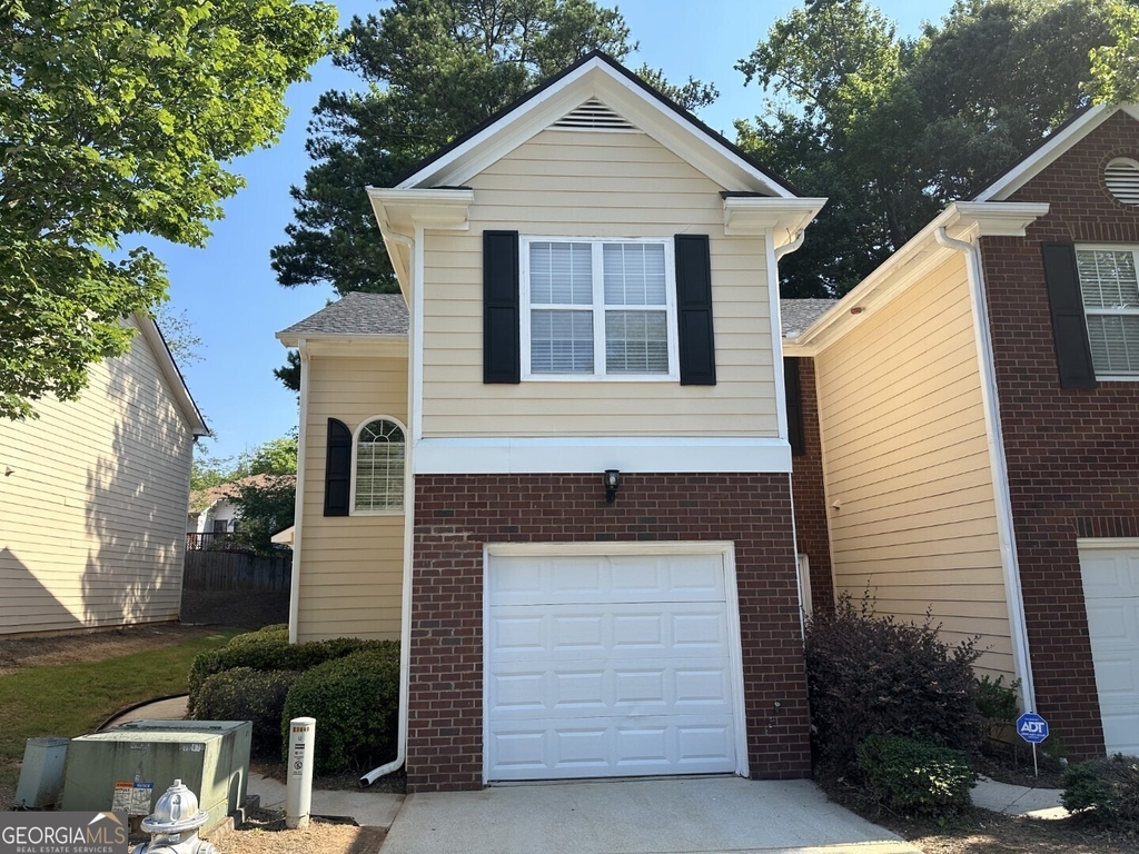 7040 Biltmore Trace - Photo 1