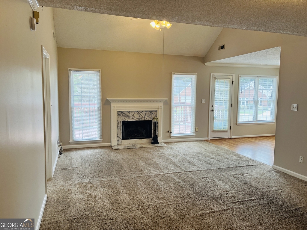 155 Woodstream Way - Photo 8