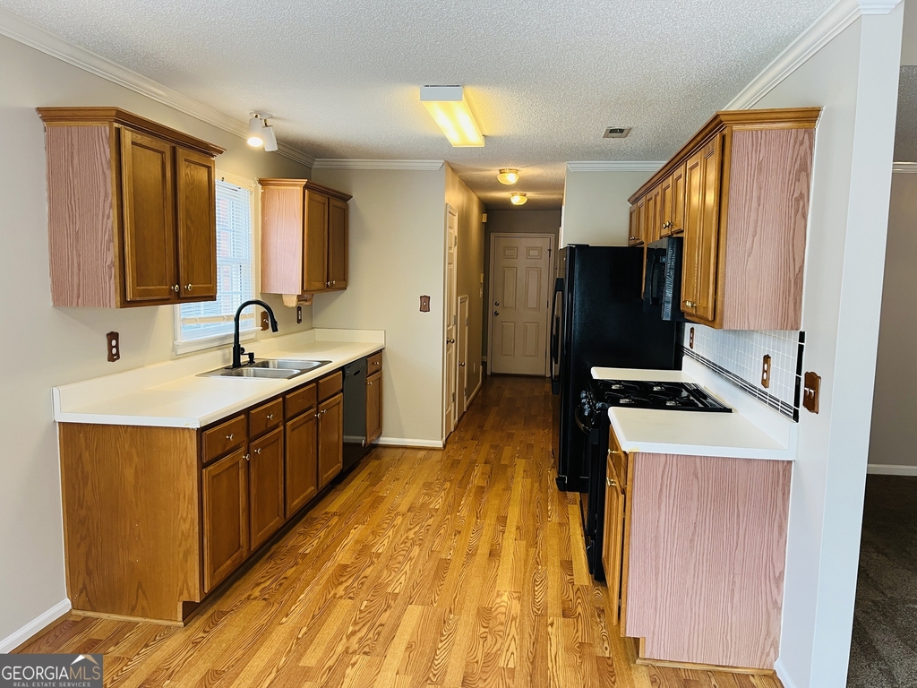 155 Woodstream Way - Photo 14