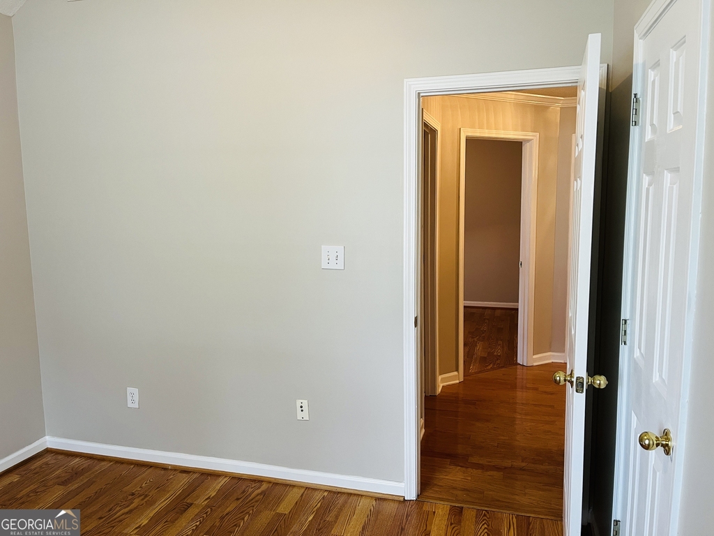 155 Woodstream Way - Photo 33