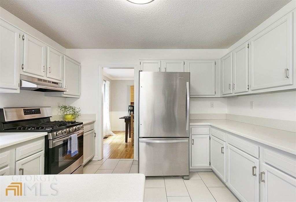 210 Spring Forest Way - Photo 3