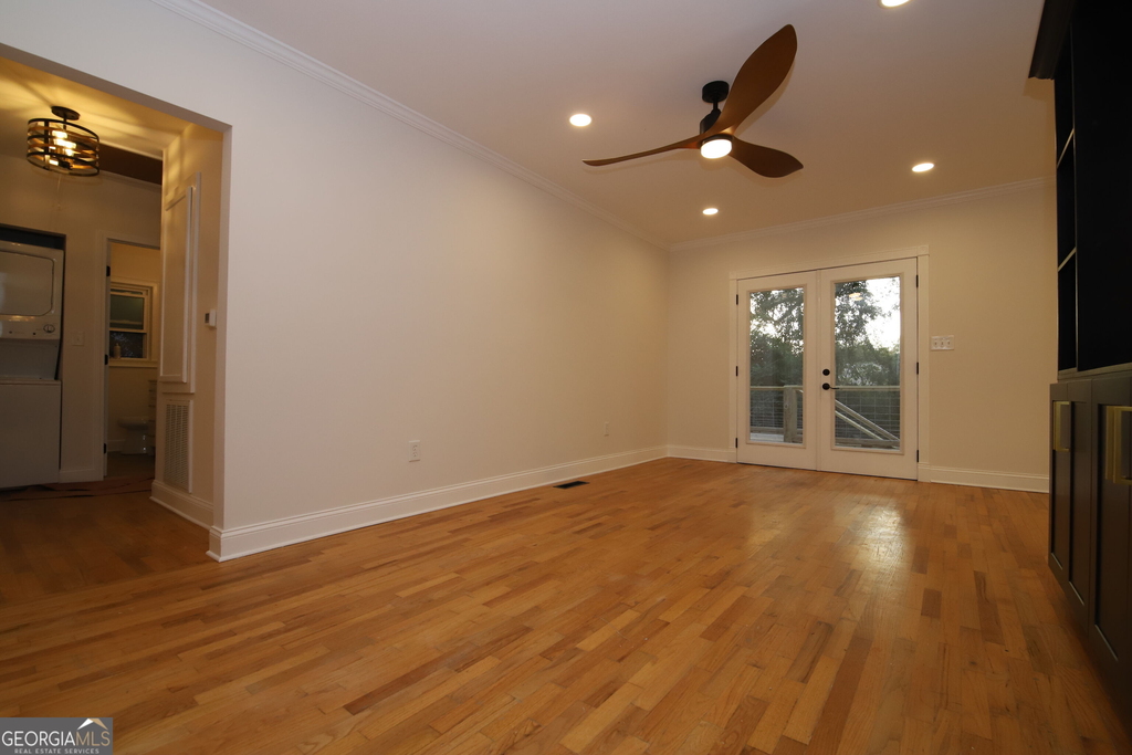 404 College Avenue - Photo 6