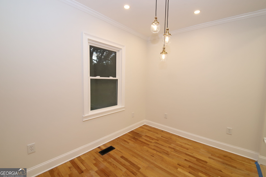 404 College Avenue - Photo 7