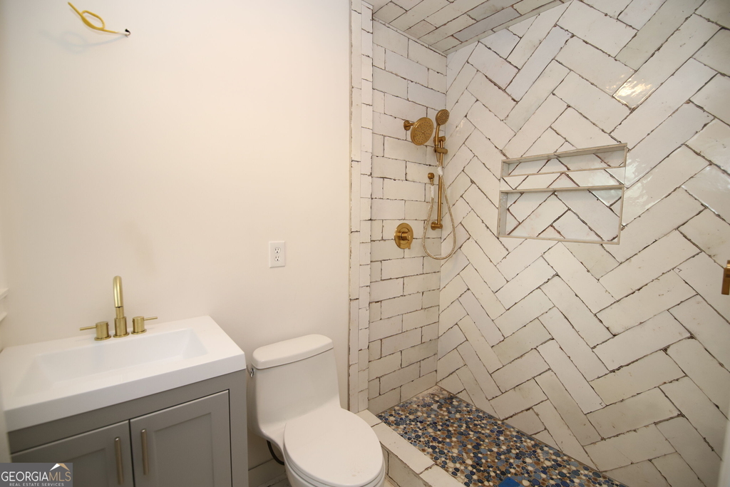 404 College Avenue - Photo 4
