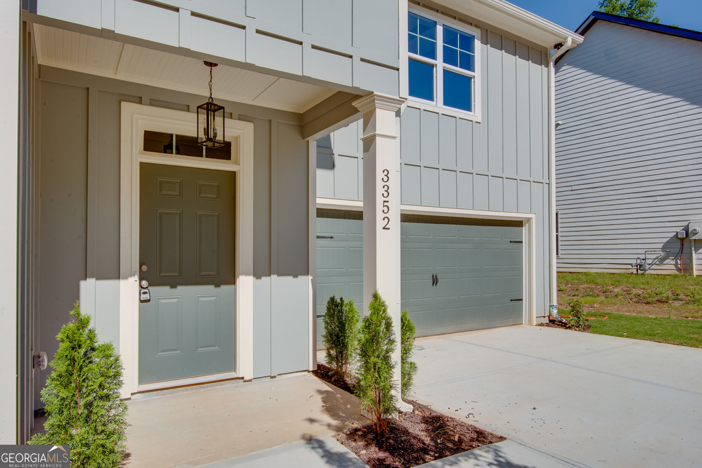 3352 Landings South Drive - Photo 3