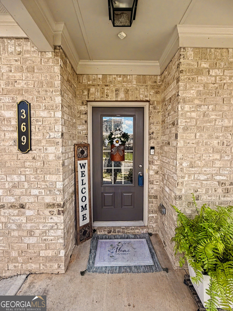 369 Auburn Crossing Drive - Photo 3