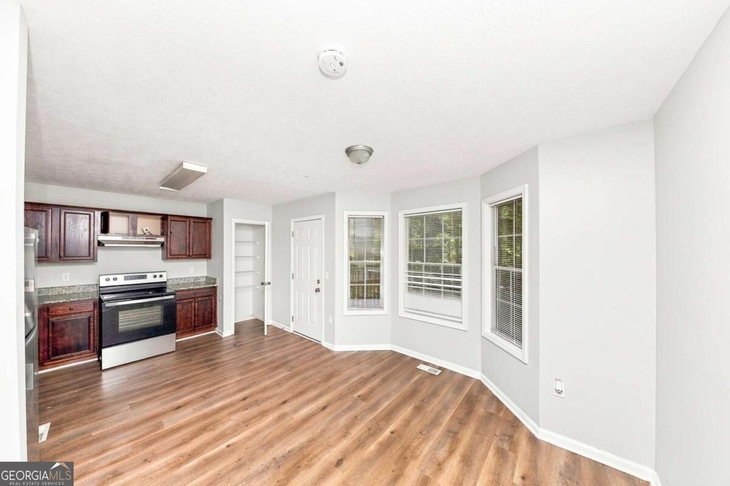 54 Dane Lane - Photo 2