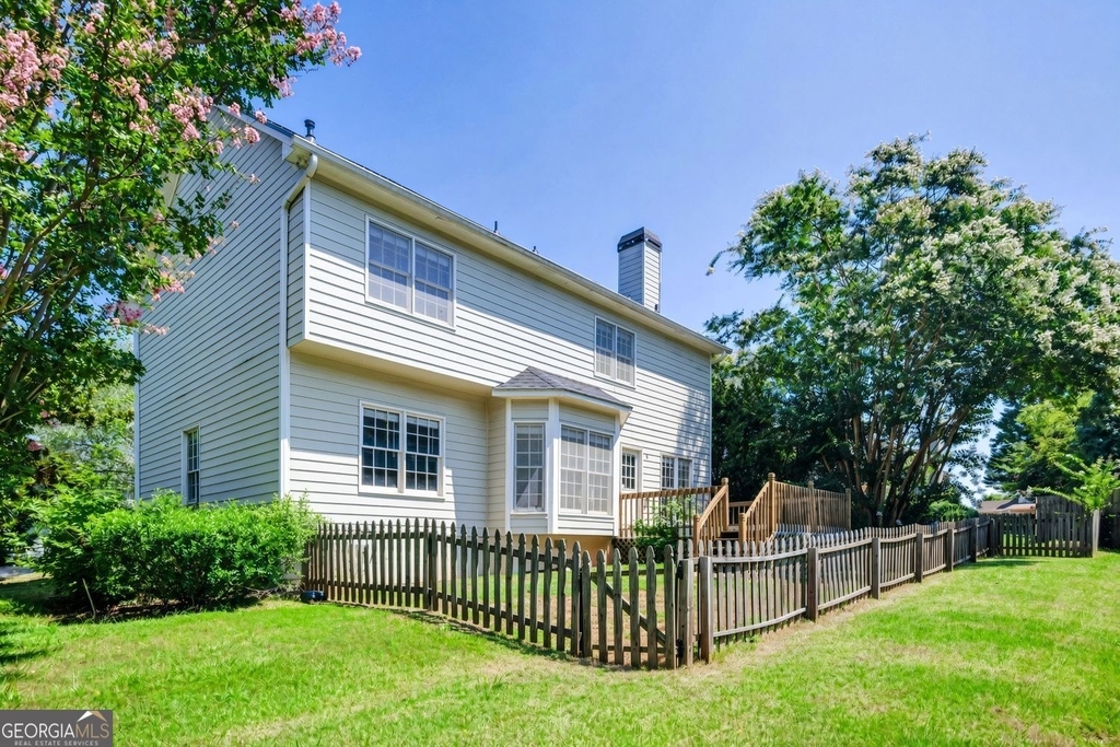 105 Celia Court - Photo 12