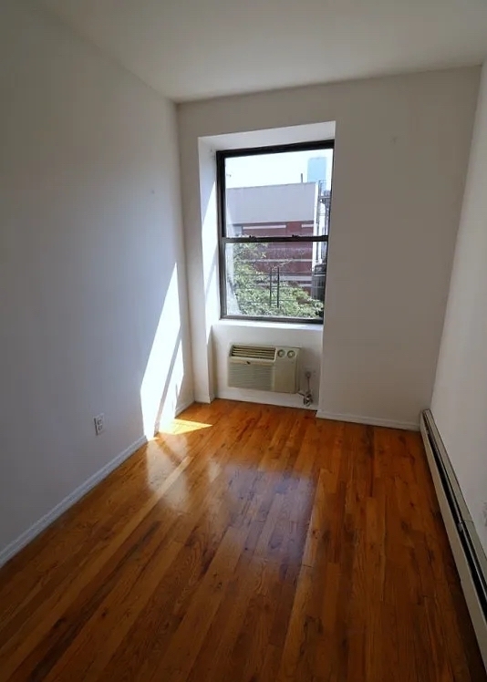 West 51st Street - Photo 5