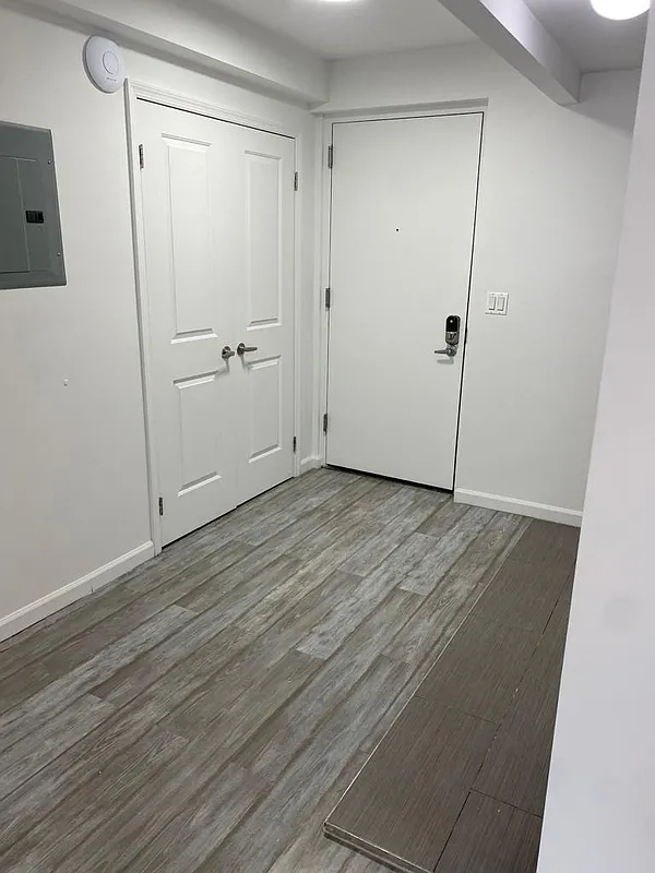 West 48th Street - Photo 3