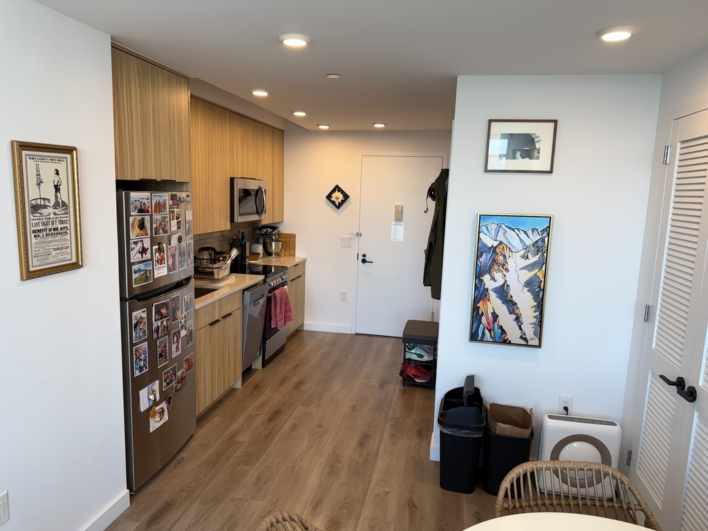 336 Douglass Street - Photo 3