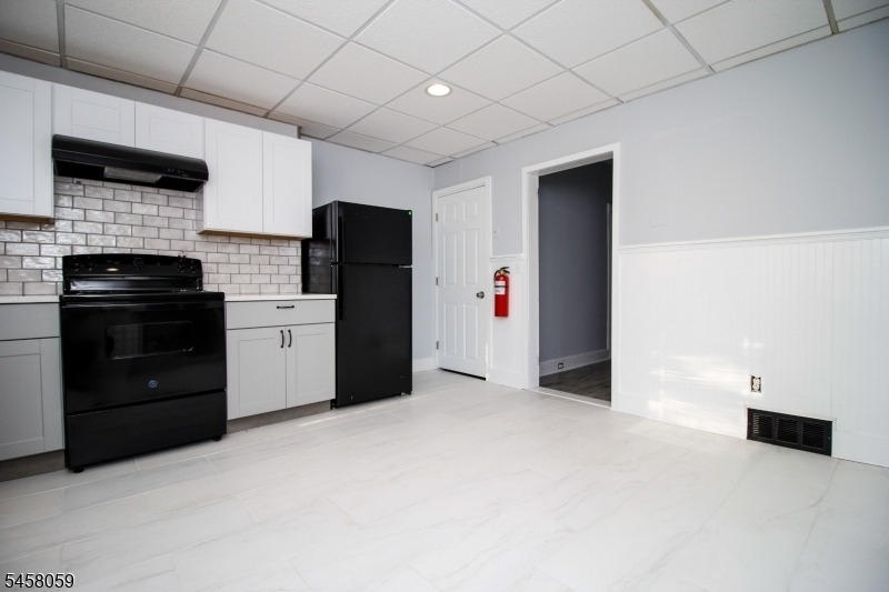 2 Baker Ave - Photo 5