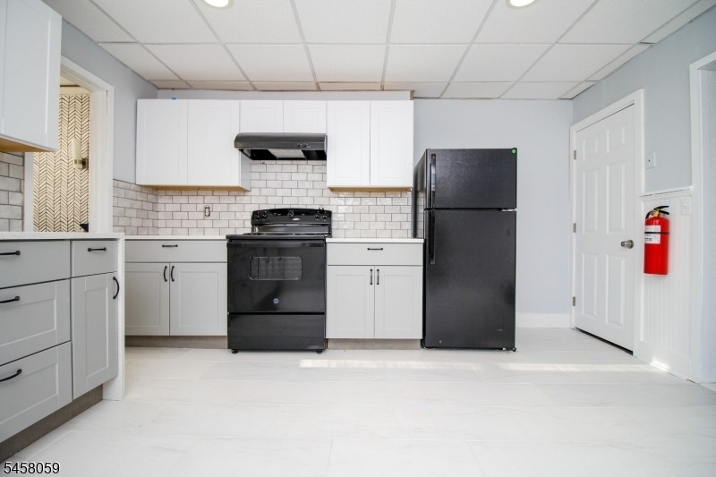 2 Baker Ave - Photo 4