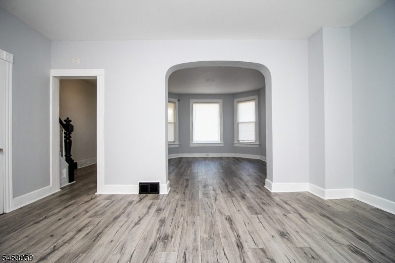 2 Baker Ave - Photo 8