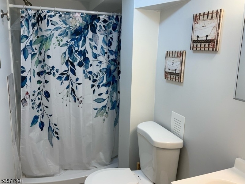 26 Winthrop Rd - Photo 19