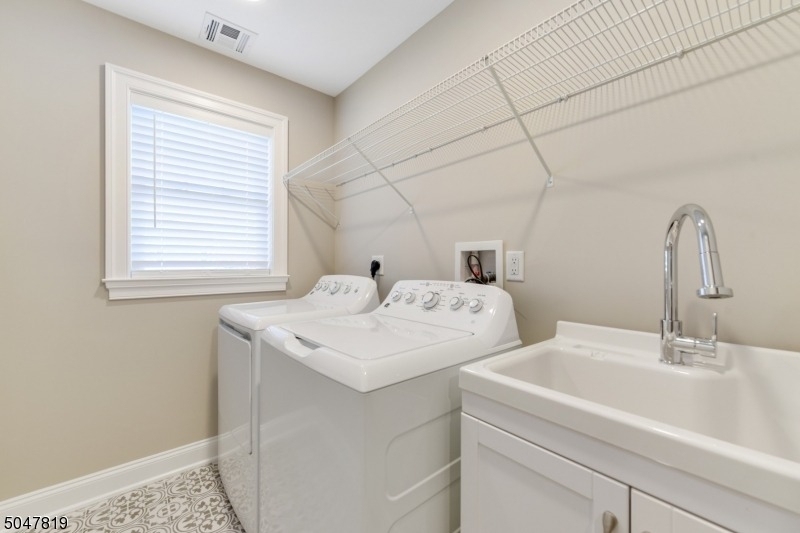 22 Lathrop Ave, Unit A - Photo 14
