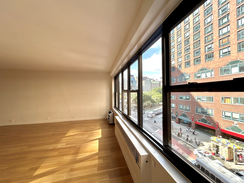13th & 4th Ave - Photo 1