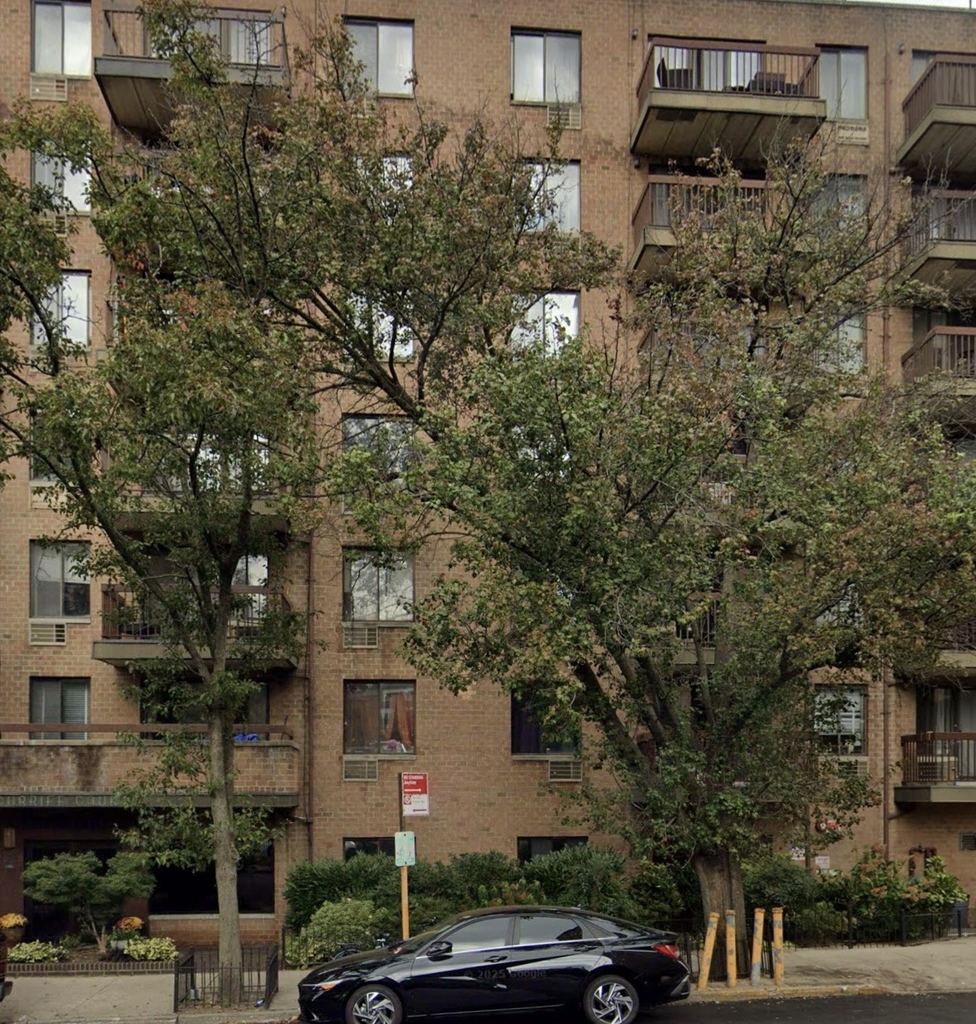 66-23 Austin Street,RegoPark,NY 11374 - Photo 8