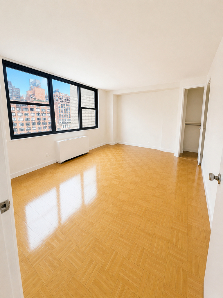 East 49th Street  - Photo 2